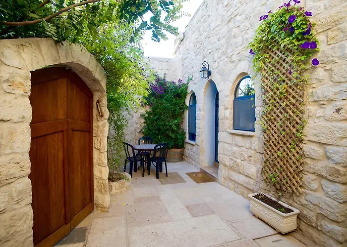 Artist Quarter Guesthouse B&B